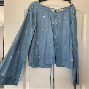 Lightweight denim top with tie back